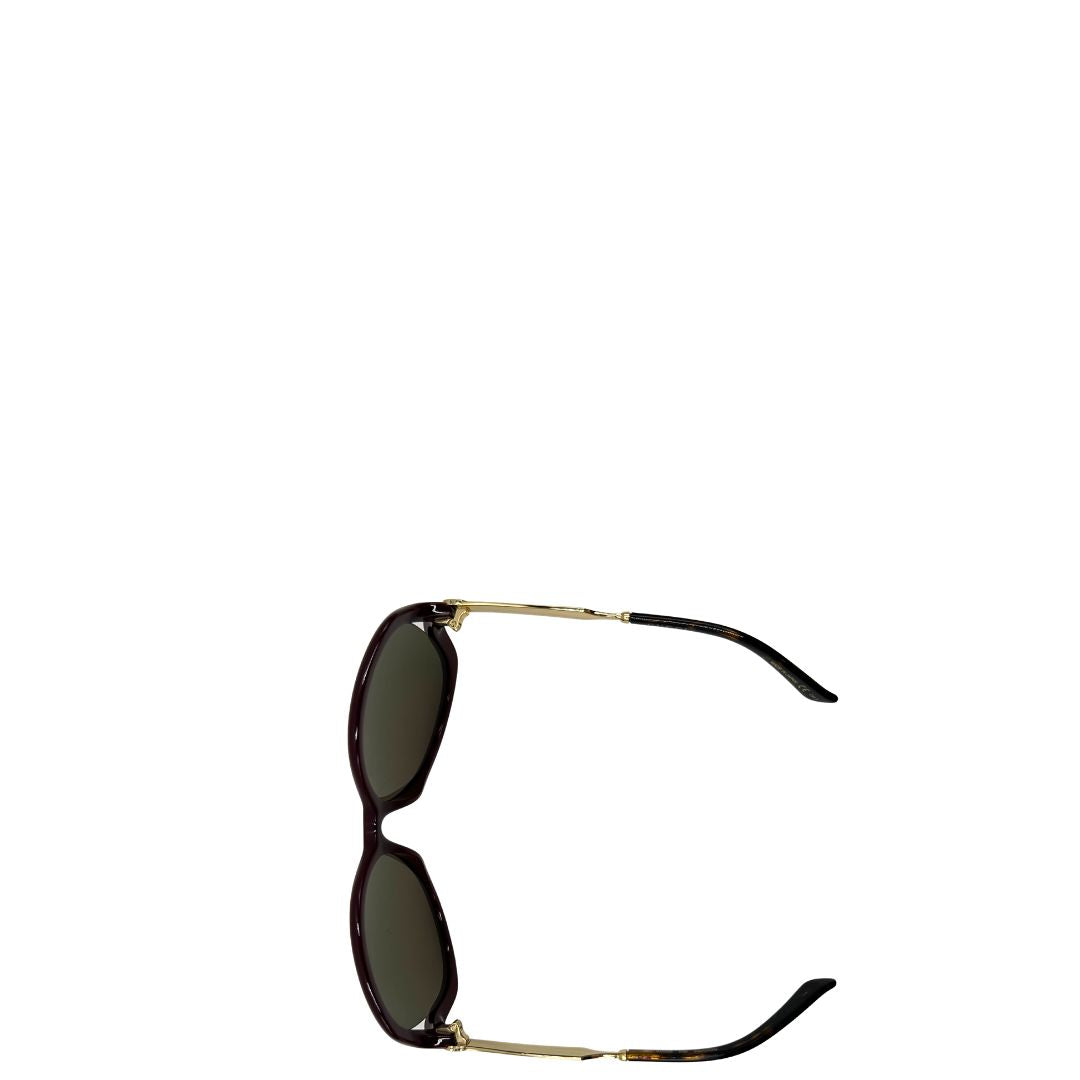  Occhiali Gucci caratterizzati da un design oversize e impreziositi da logo in metallo dorato, di lusso, originali, eccellenti condizioni, usati