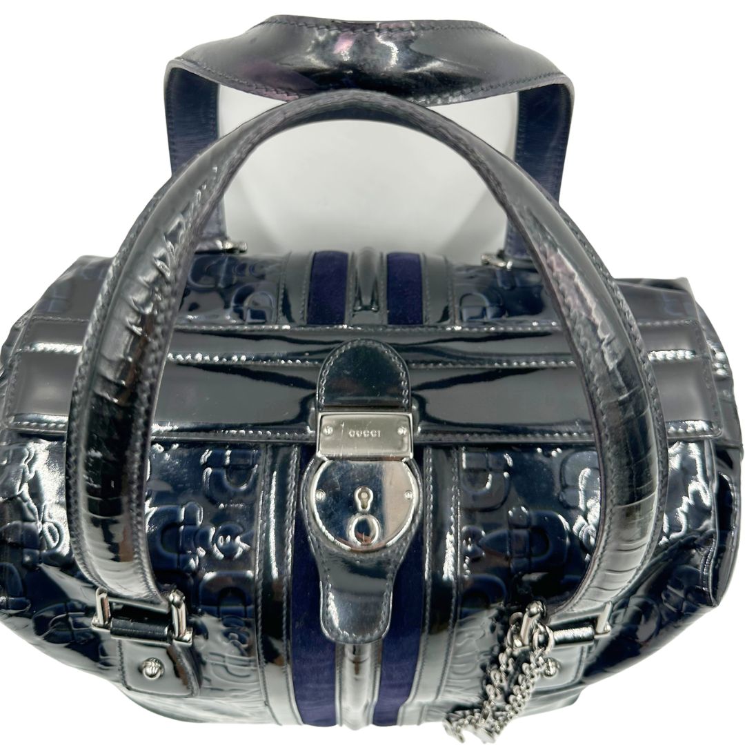 manici  Borsa Gucci compatta in pelle lucida con trama Horsebit, di lusso, originale, usata. 