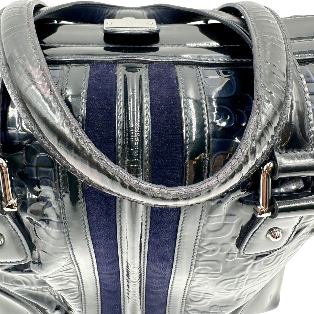 manico  Borsa Gucci compatta in pelle lucida con trama Horsebit, di lusso, originale, usata. 