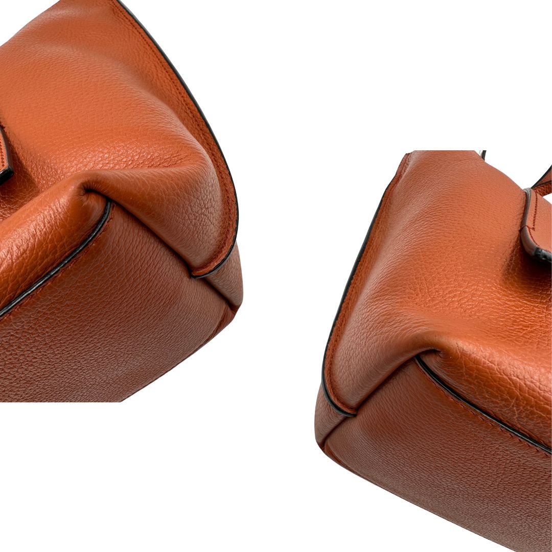angoli Borsa Hogan nella nuance marrone cognac in pelle martellata 