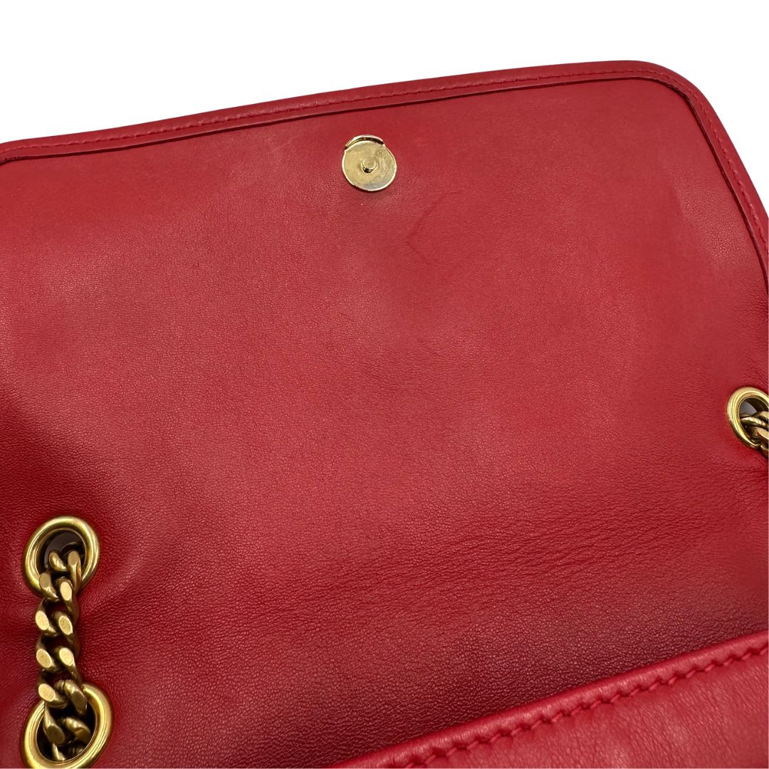 interno  Borsa Niki Saint Laurent rossa nella versione baby, di lusso, originale, ottime condizioni, usata.  