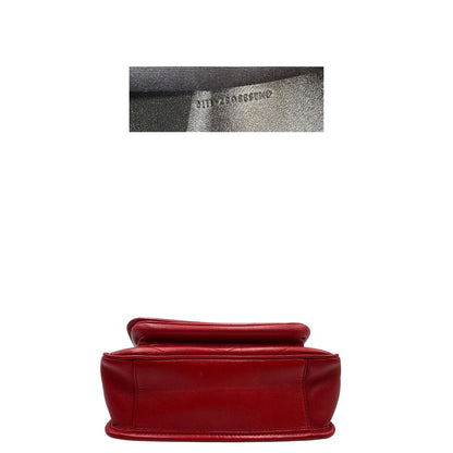 base interno  Borsa Niki Saint Laurent rossa nella versione baby, di lusso, originale, ottime condizioni, usata. 