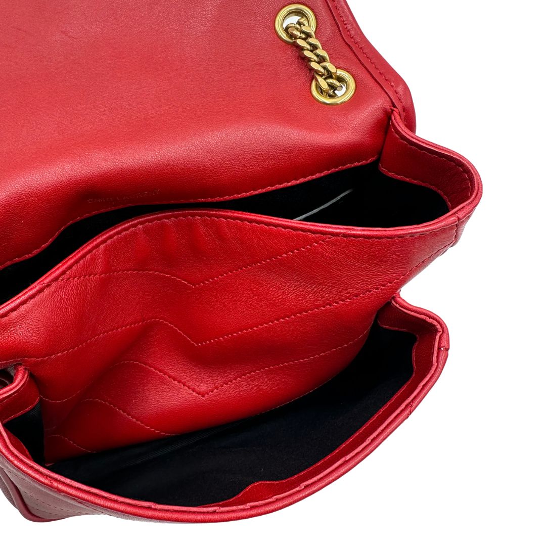 interno  Borsa Niki Saint Laurent rossa nella versione baby, di lusso, originale, ottime condizioni, usata.  