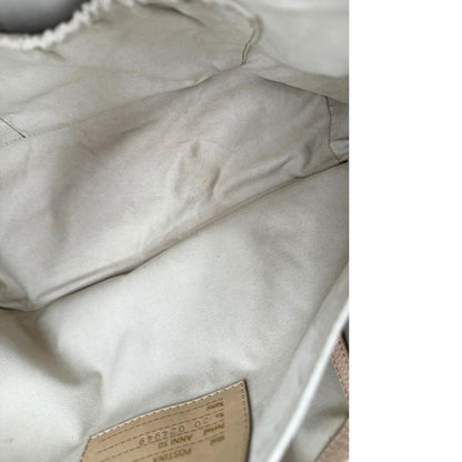 Interno, Morbida Zanellato in pelle martellata rosa nella misura media.