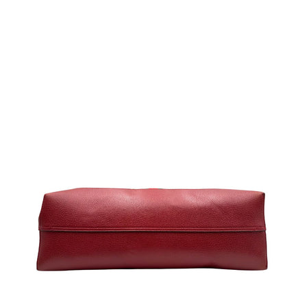 Base, Borsa Gucci in canvas GG Supreme nella versione large, presenta il classico nastro Web verde e rosso al centro.