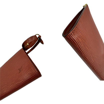 angoli Pochette LV in pelle epi color cognac, di lusso, originale, ottime condizioni, usata. 