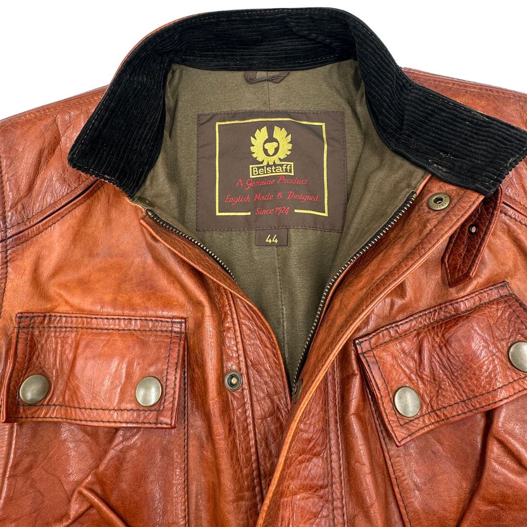 Giacca Belstaff in pelle munita di una cintura in vita, di lusso, originale, ottime condizioni, usata.