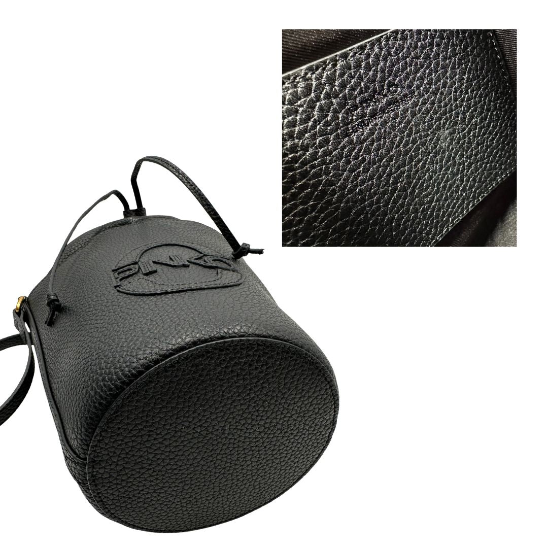 base  Secchiello Pinko in pelle martellata nera, di lusso, originale, eccellenti condizioni, usata. 