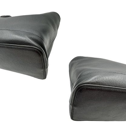 angoli Shopper Gucci in pelle nera impreziosita da doppia GG in metallo dorato, di lusso, originale, ottime condizioni, usata. 