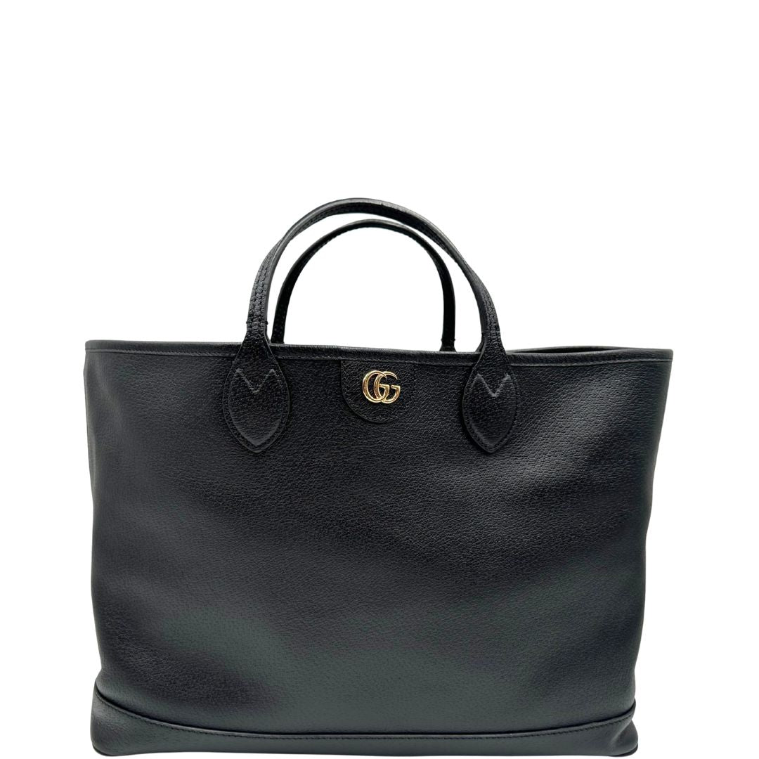 front Shopper Gucci in pelle nera impreziosita da doppia GG in metallo dorato, di lusso, originale, ottime condizioni, usata. 