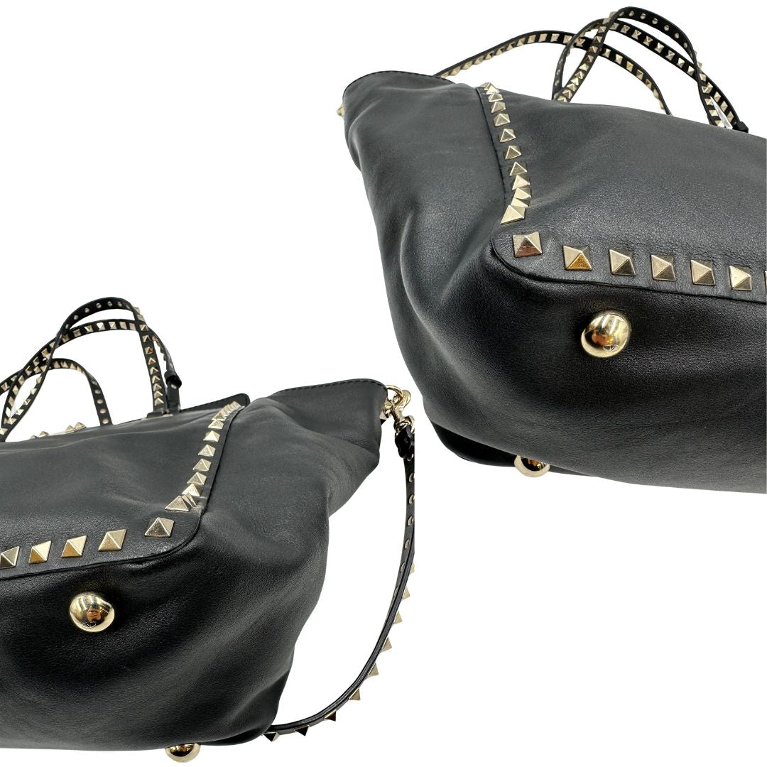 angoli Rockstud Valentino Garavani rifinita con borchie piramidali oro chiaro, di lusso, originale, ottime condizioni, usata. 