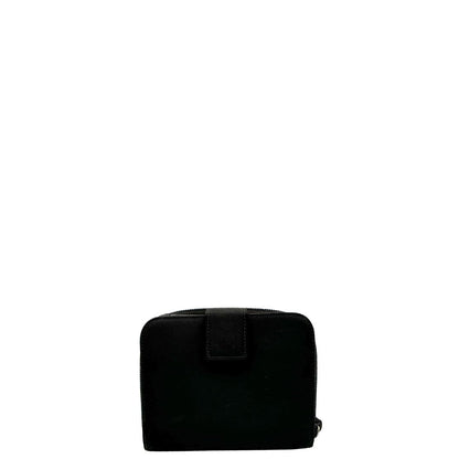 Retro, Portafoglio Prada in nylon nero con chiusura a zip e l'iconico logo triangolare in metallo. Originale, usato, di lusso, in ottime condizioni.