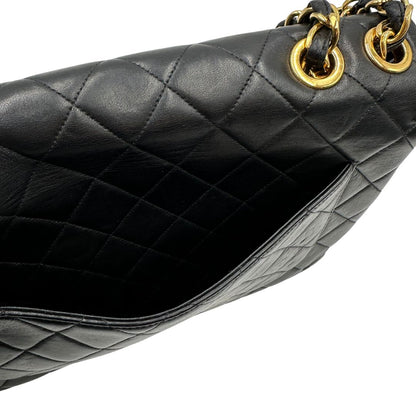 interno Borsa Chanel in pelle nera trapuntata con hardware dorato, di lusso, originale, ottime condizioni, usata. 