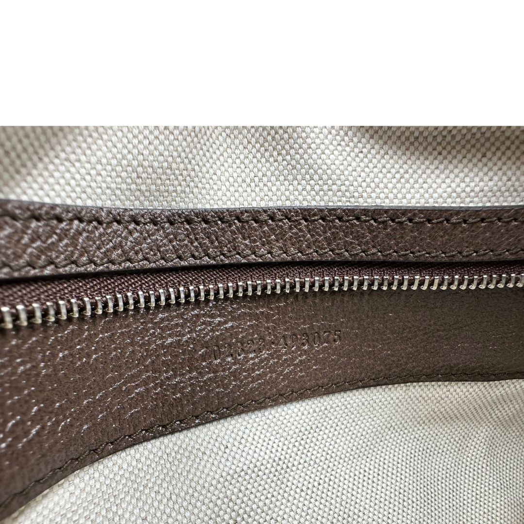 Codice, Borsa Gucci Attache in canvas beige con tracolla Web arancione e verde. Originale, usata, di lusso, in condizioni eccellenti.