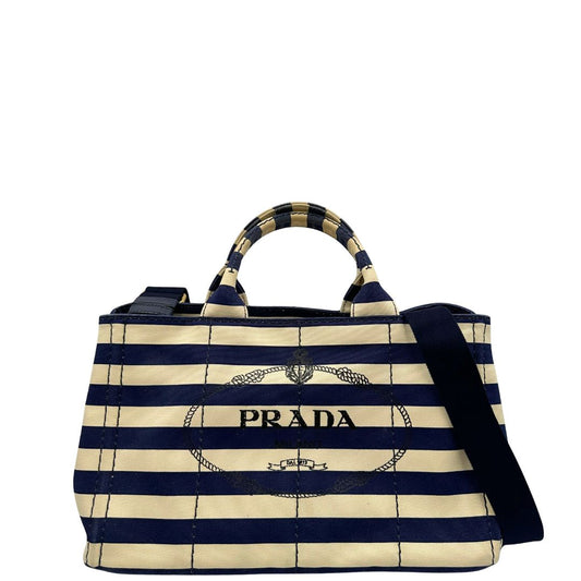 Front, Borsa Prada in tela caratterizzato da una fantasia a righe orizzontali blu navy e avorio, Indossabile a mano oppure a tracolla.