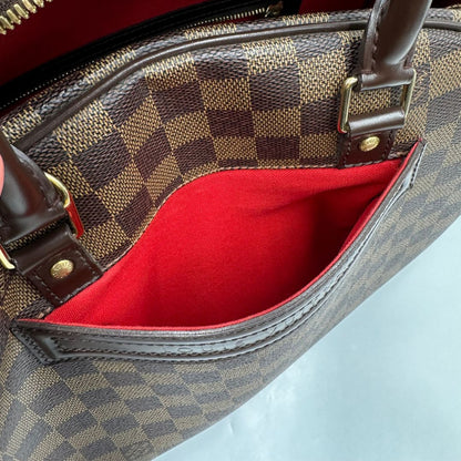 interno Borsa Nolita in canvas Damier Ébène e hardware dorato, indossabile a mano, di lusso, originale, ottime condizioni, usata. 