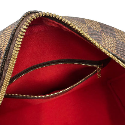 interno Borsa Nolita in canvas Damier Ébène e hardware dorato, indossabile a mano, di lusso, originale, ottime condizioni, usata. interno Borsa Nolita in canvas Damier Ébène e hardware dorato, indossabile a mano, di lusso, originale, ottime condizioni, usata. 