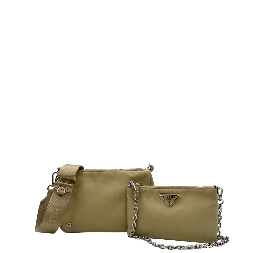  borsa a tracolla Prada in re- nylon beige con pochette amovibile, di lusso, originale, ottime condizioni, usata.
