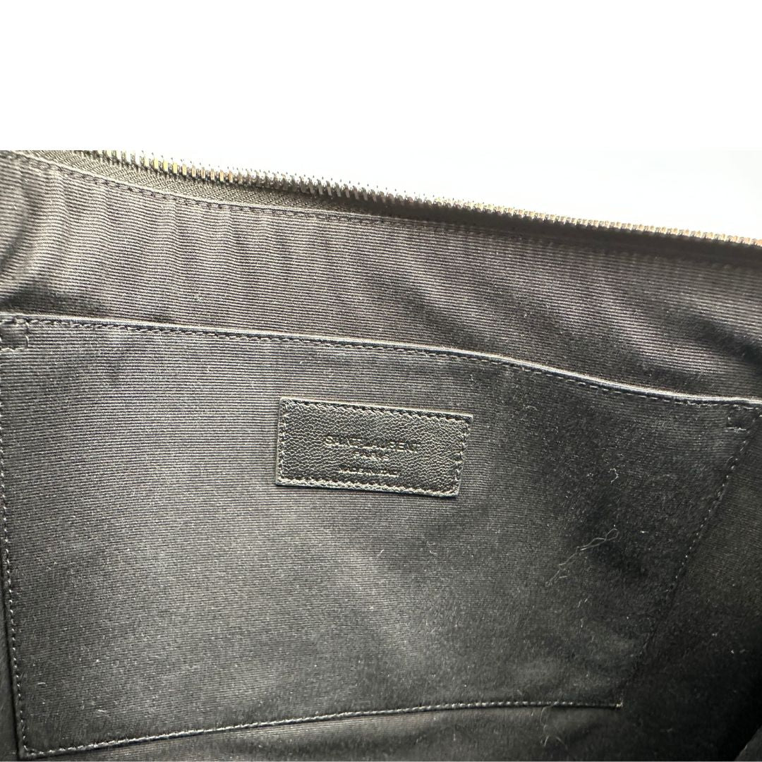 Pochette Saint Laurent borchiata