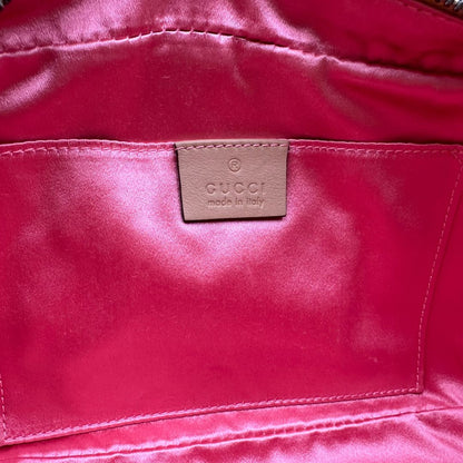 interno Camera Bag Gucci Marmont in pelle dorata impreziosita da perline, di lusso, originale, ottime condizioni, usata. 