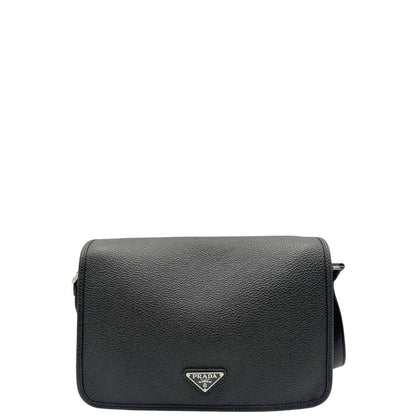 front cartella Prada in pelle martellata nera, di lusso, originale, eccellenti condizioni, usata. 