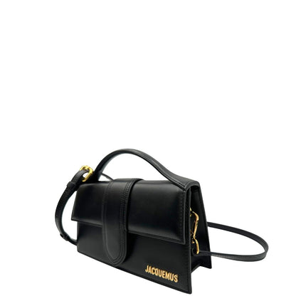 lato Borsa Jacquemus nella versione Le Grand Bambino in pelle nera, di lusso, originale, ottime condizioni, usata-