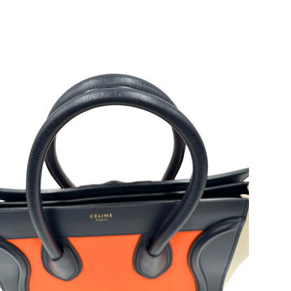 manici  Capiente borsa Celine Luggage, munita di doppi manici stondati, di lusso, originale, ottime condizioni, usata. 