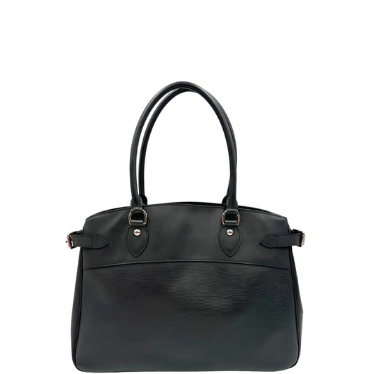 front Borsa Passy LV in pelle epi nera, di lusso, originale, ottime condizioni, usata. 