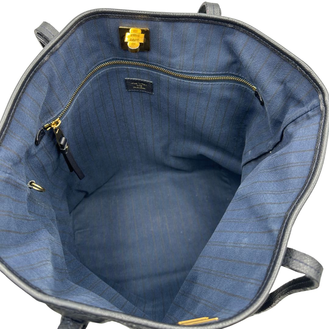 interno Borsa Louis Vuitton in pelle blu monogram empreinte, di lusso, originale, ottime condizioni, usata. 