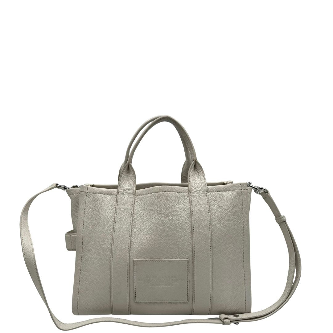 retro Borsa The Tote Bag Marc Jacobs in pelle bianca nella versione media, di lusso, originale, ottime condizioni, usata. 