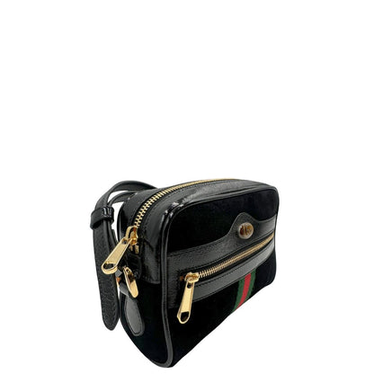 lato  Borsa Gucci in pelle verniciata nera e pelle scamosciata tono su tono, impreziosita da striscia Web verde e rossa, di lusso, originale, ottime condizioni, usata. 