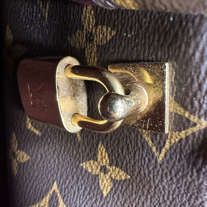  Borsa LV Montaigne nella versione MM in canvas monogram, di lusso, originale, ottime condizioni, usata.