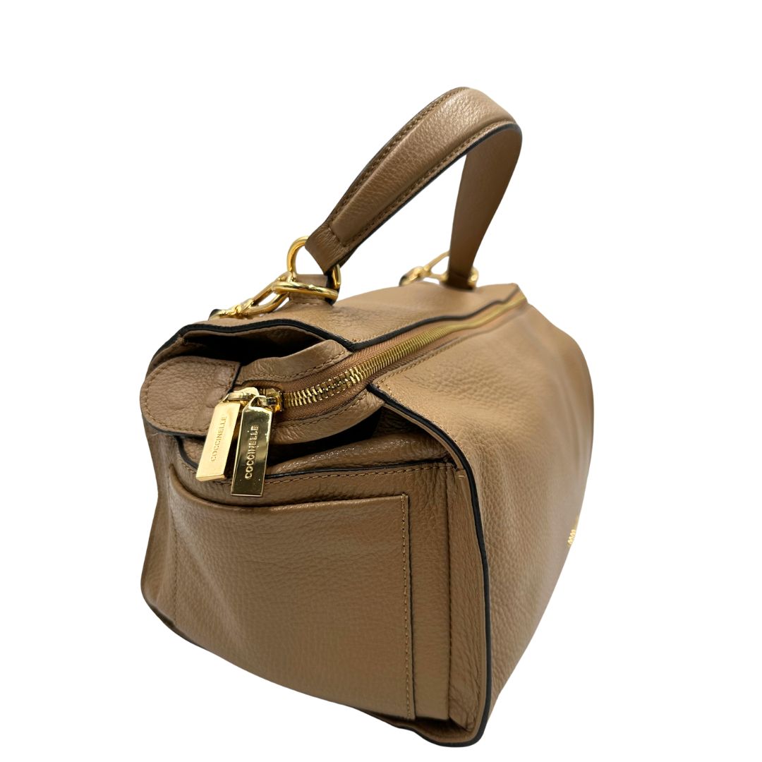 Borsa Coccinelle in pelle morbida, di lusso, originale, ottime condizioni, usata.