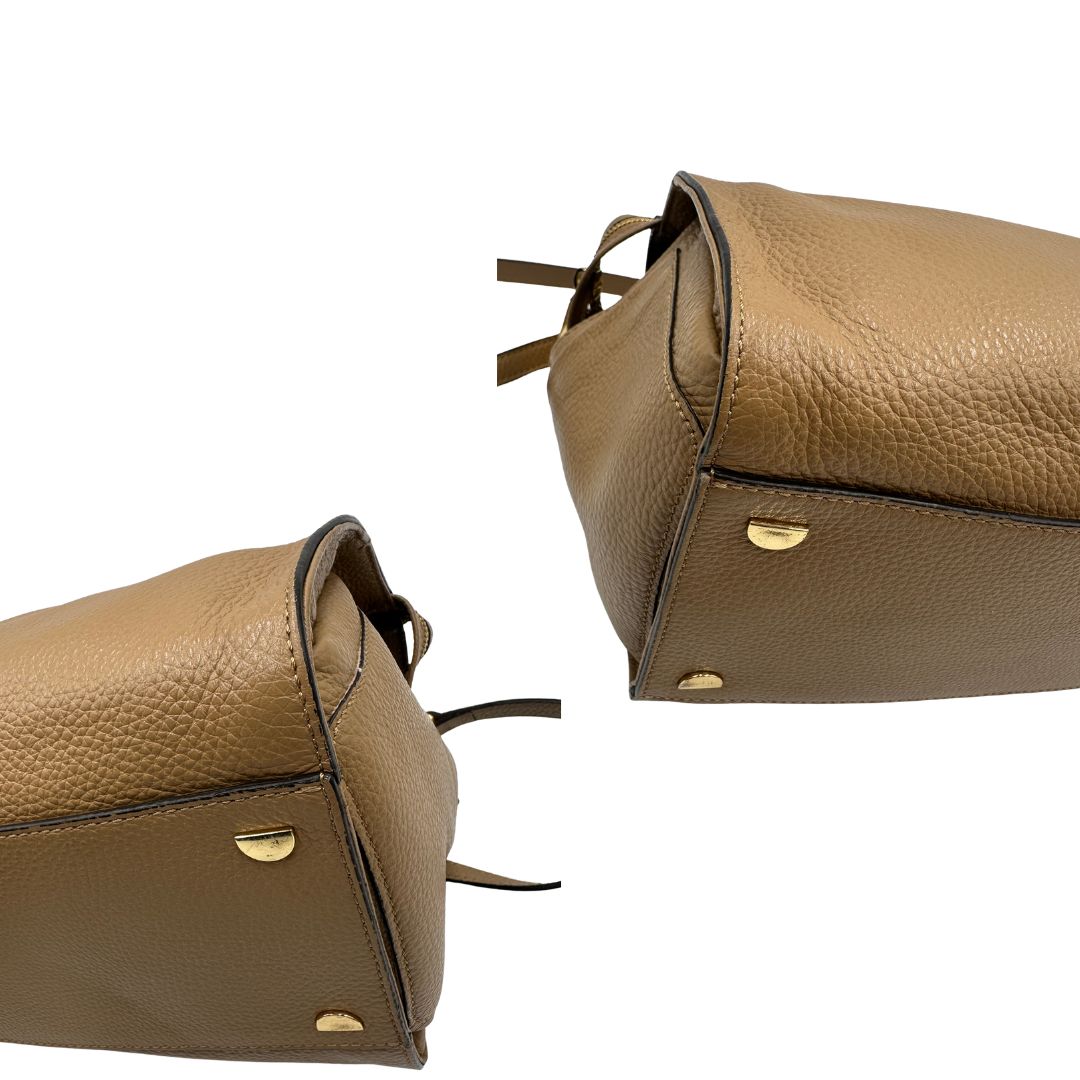 Borsa Coccinelle in pelle morbida, di lusso, originale, ottime condizioni, usata.