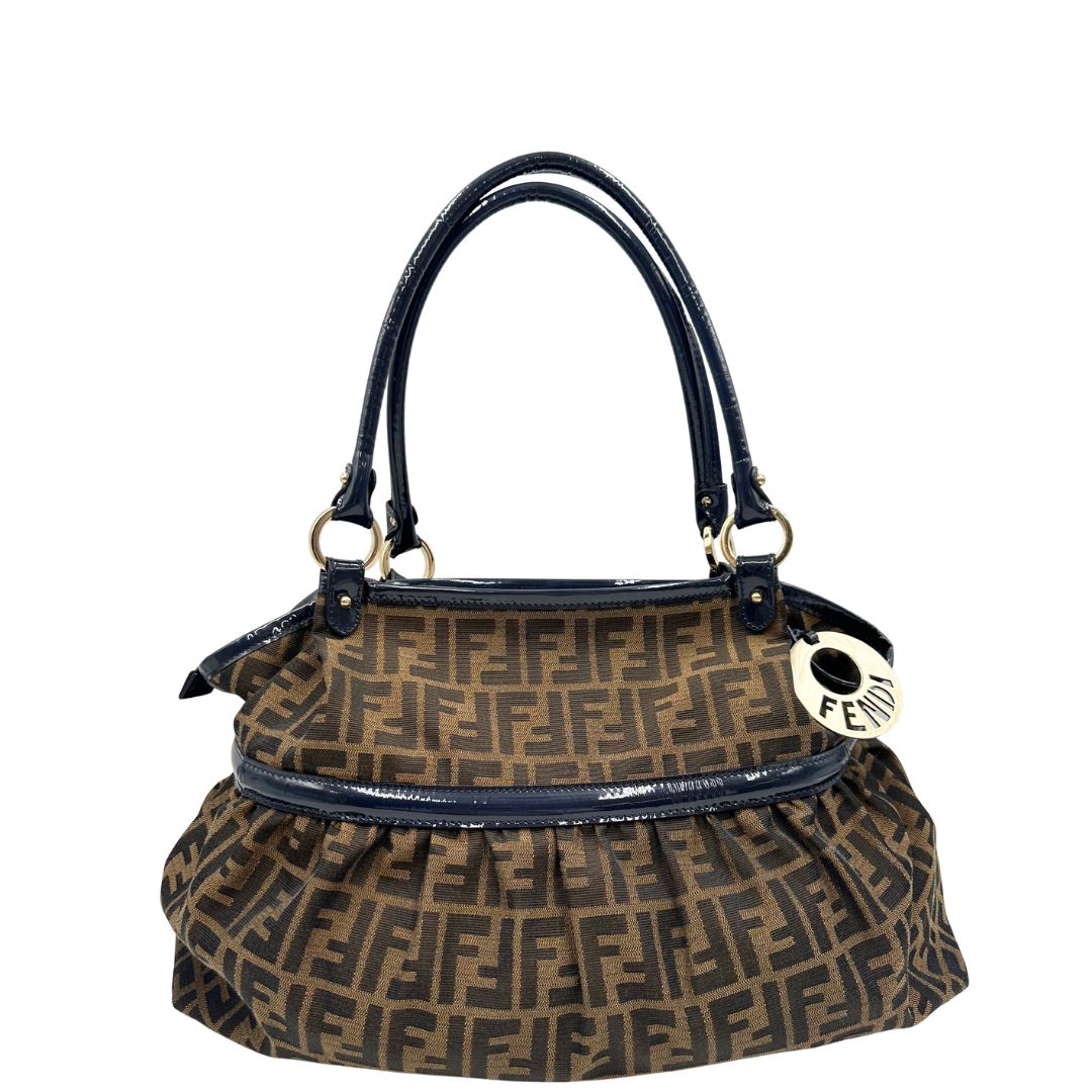 front Borsa Fendi Chef trama Zucca e finiture in pelle verniciata blu, di lusso, originale, ottime condizioni. 