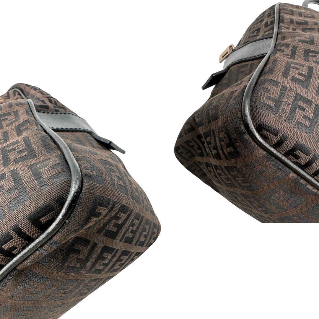 angoli  Borsa Fendi trama Zucchino, da portare a spalla, di lusso,  originale, ottime condizioni, usata 