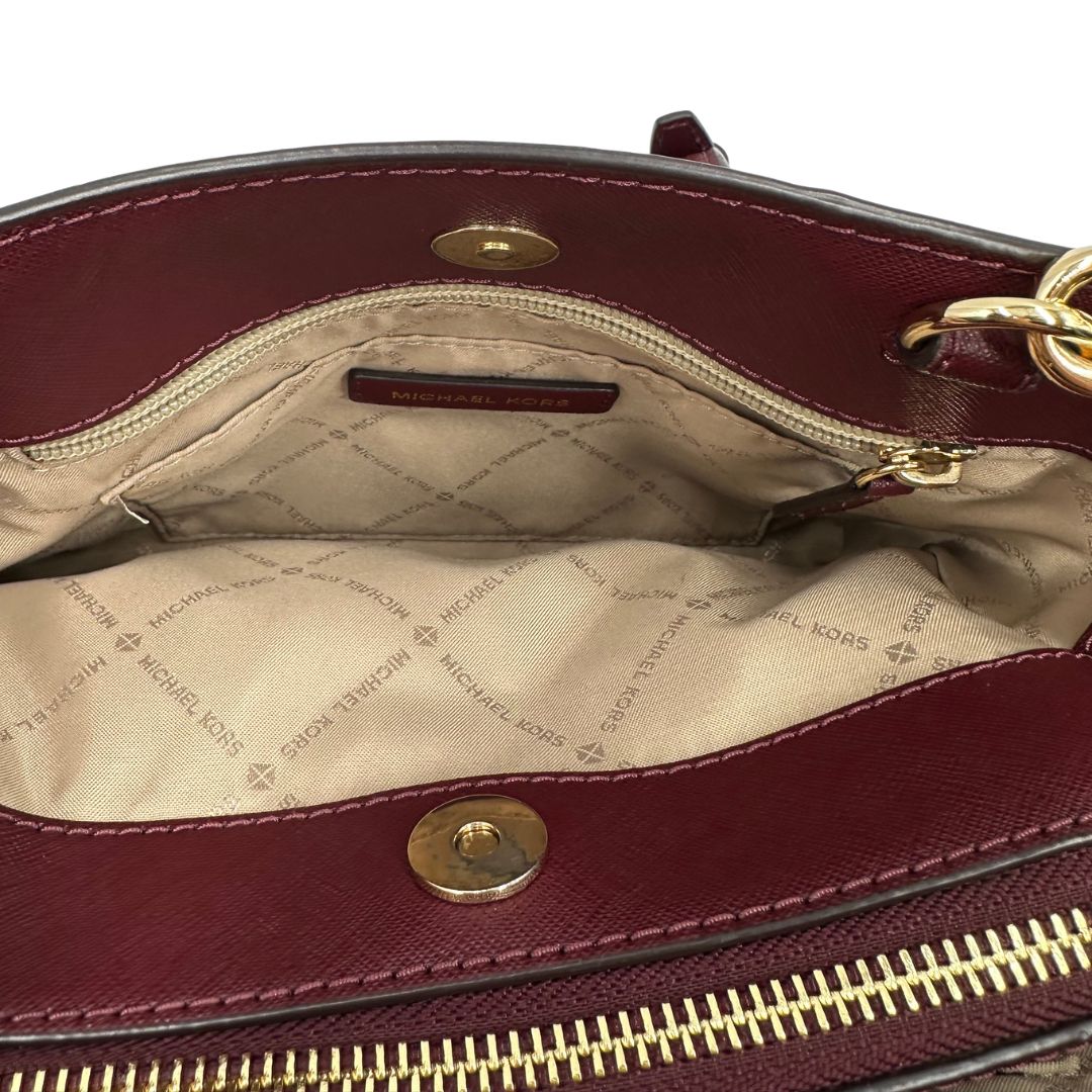 interno Borsa MK in pelle saffiano color vinaccia, di lusso, originale, ottime condizioni, usata. 