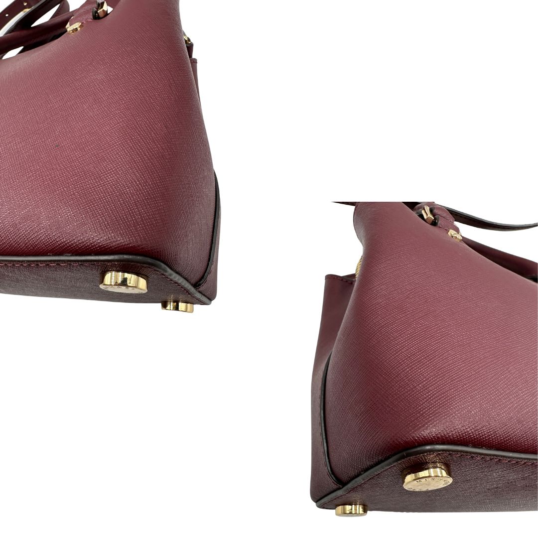 angoli Borsa MK in pelle saffiano color vinaccia, di lusso, originale, ottime condizioni, usata. 