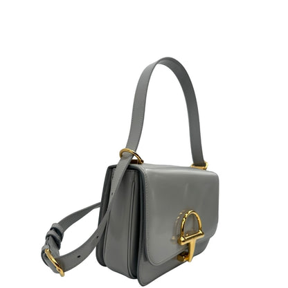 lato Borsa Gucci in pelle pettinata grigia, di lusso, originale, eccellenti condizioni, usata. 