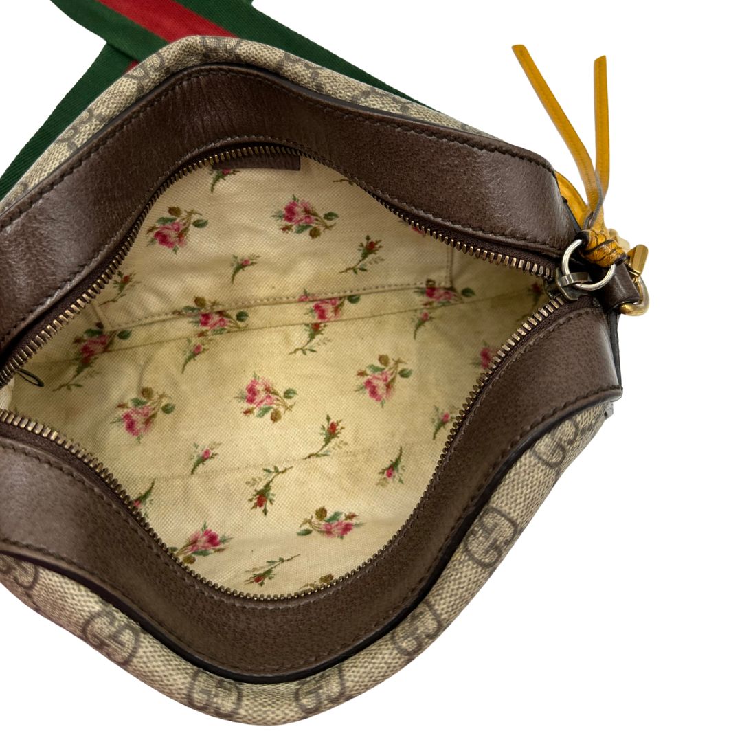 interno  Borsa Gucci in canvas GG con finiture in pelle marroni, munita di una tracolla Web, di lusso, originale, ottime condizioni, usata. 