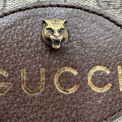  Borsa Gucci in canvas GG con finiture in pelle marroni, munita di una tracolla Web, di lusso, originale, ottime condizioni, usata. 