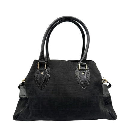 retro  Borsa Fendi Etniko in tessuto nero trama Zucca, indossabile a spalla, di lusso, originale, ottime condizioni, usata. 