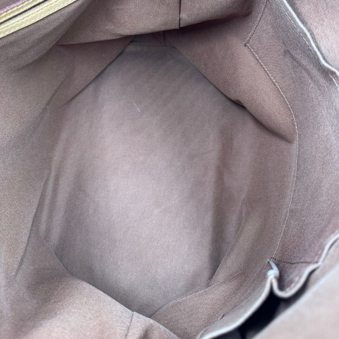 interno Borsa LV Palermo in tela monogram nella versione GM, di lusso, originale, ottime condizioni, usata. 