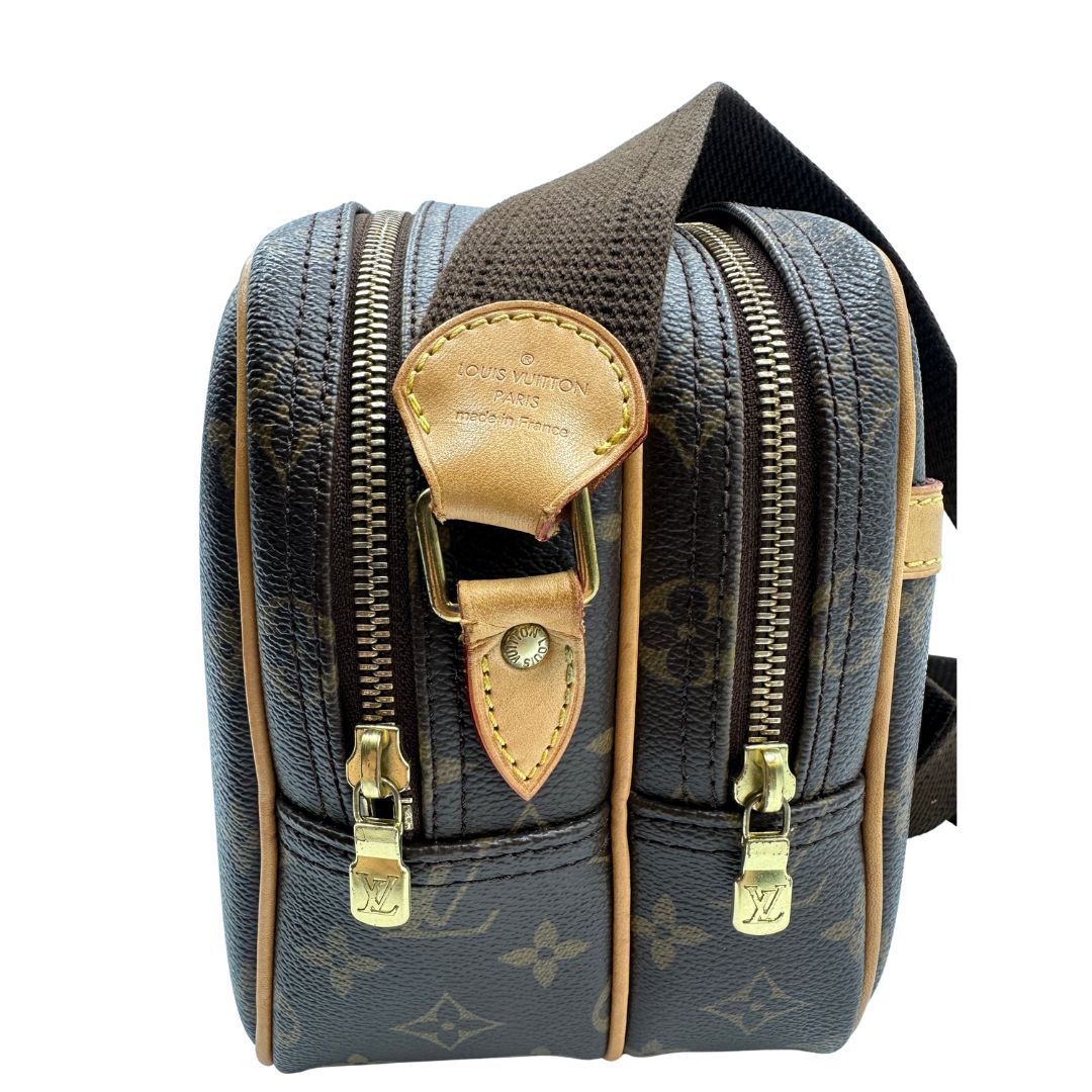 lato Borsa LV Reporter nella versione PM, di lusso, originale, ottime condizioni, usata. 