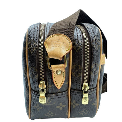 lato Borsa LV Reporter nella versione PM, di lusso, originale, ottime condizioni, usata. 