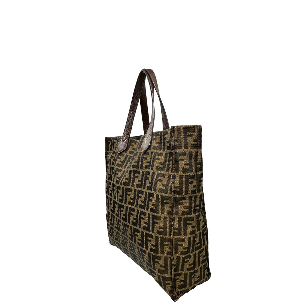 lato  Sac Plat Fendi color tabacco trama Zucca, di lusso, originale, ottime condizioni, usata,. 