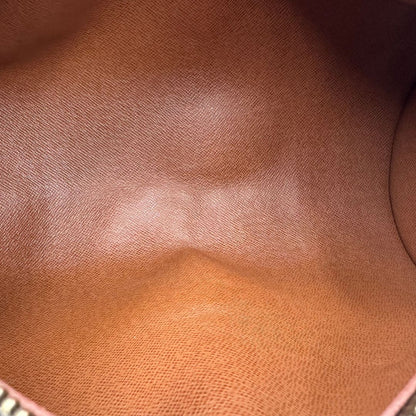 interno Borsa LV Papillon nella misura 30, di lusso, originale, ottime condizioni, usata. 