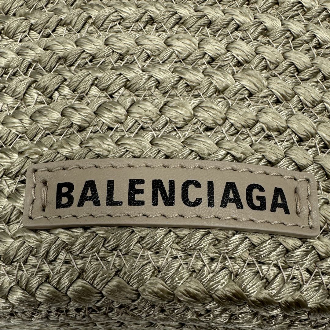 Basket Balenciaga in nylon beige intrecciato con finiture in pelle tono su tono, di lusso, originale, eccellenti condizioni, usato.