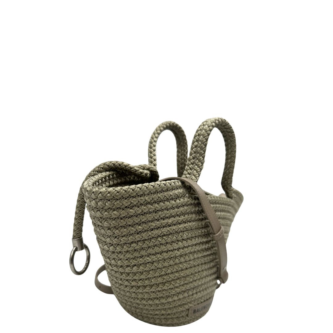 Basket Balenciaga in nylon beige intrecciato con finiture in pelle tono su tono, di lusso, originale, eccellenti condizioni, usato.