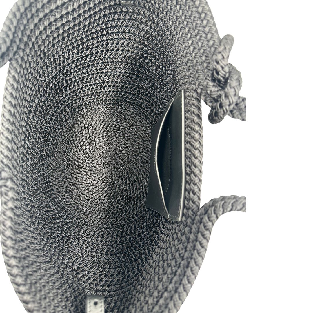 interno  Basket Balenciaga in nylon nero intrecciato con finiture in pelle tono su tono, di lusso, eccellenti condizioni, usata, originale.  